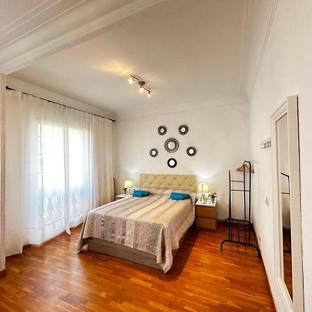Habitaciones Acogedoras バルセロナ エクステリア 写真