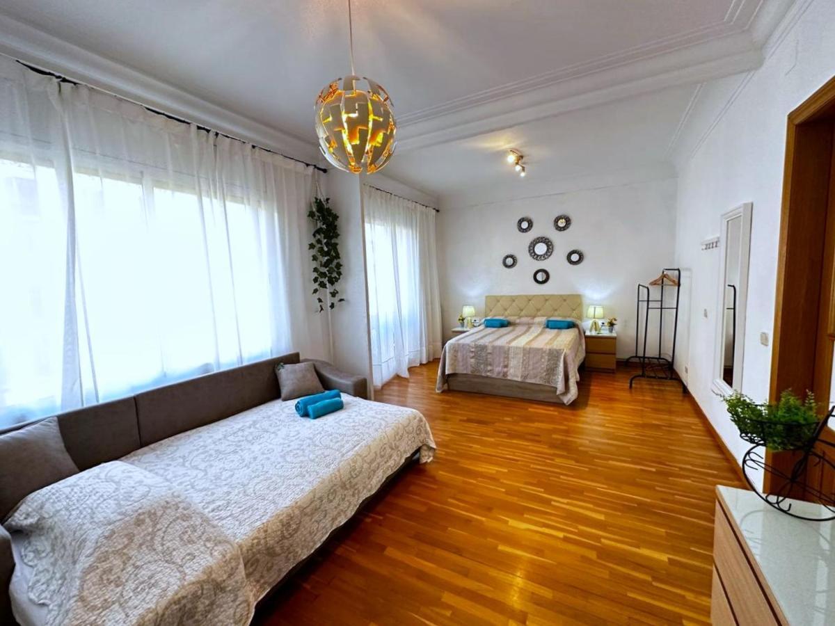 Habitaciones Acogedoras バルセロナ エクステリア 写真
