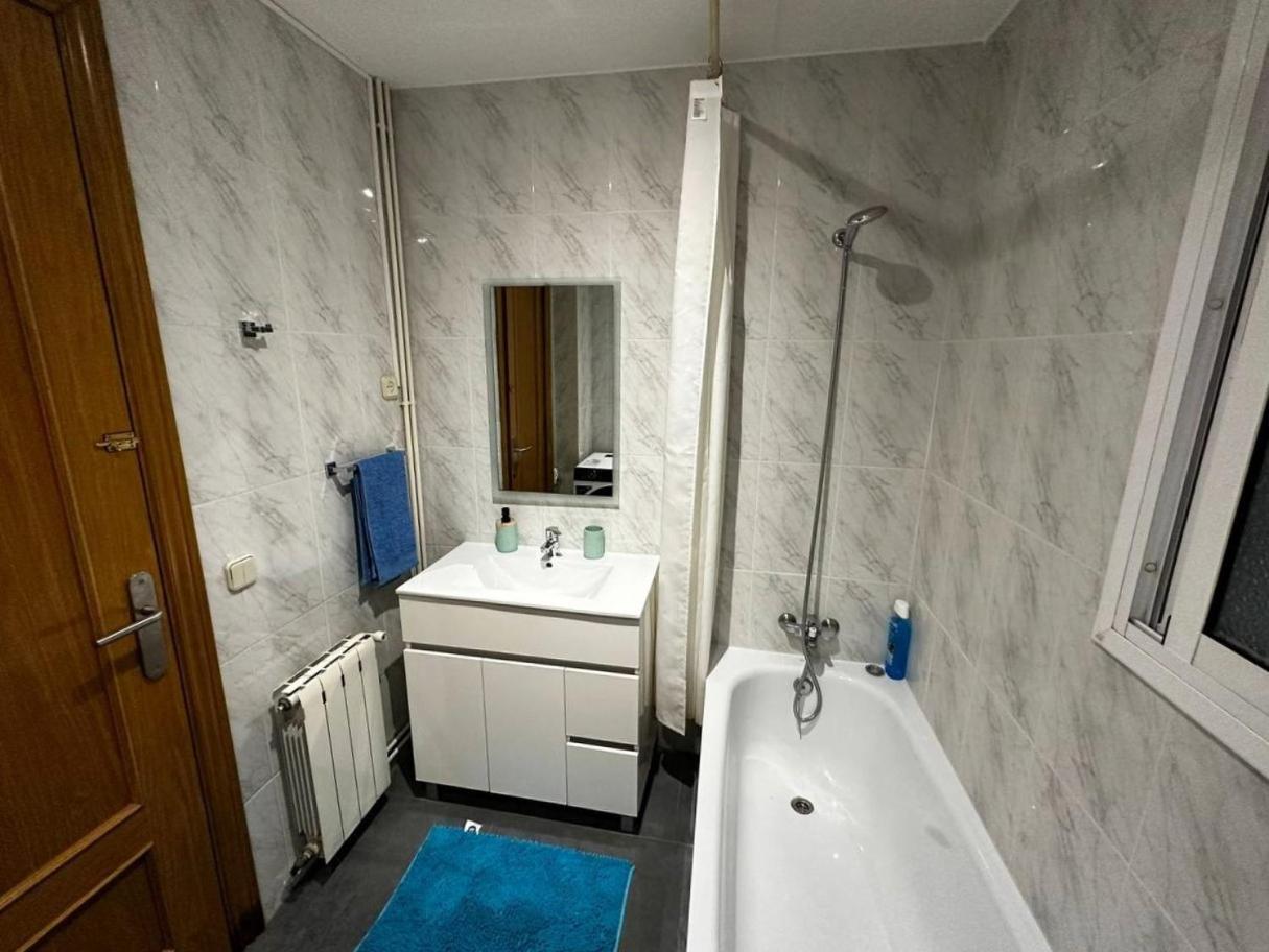 Habitaciones Acogedoras バルセロナ エクステリア 写真